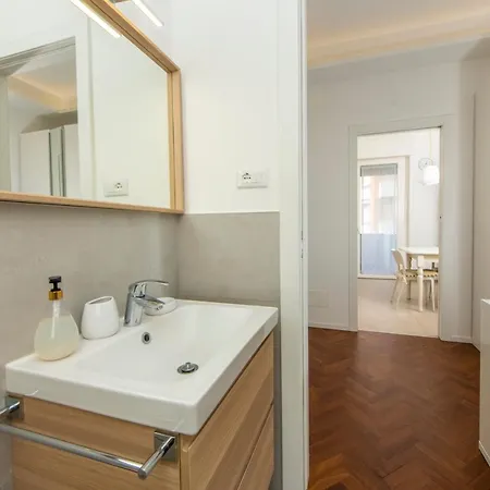 Housmart Fossolo 28 *