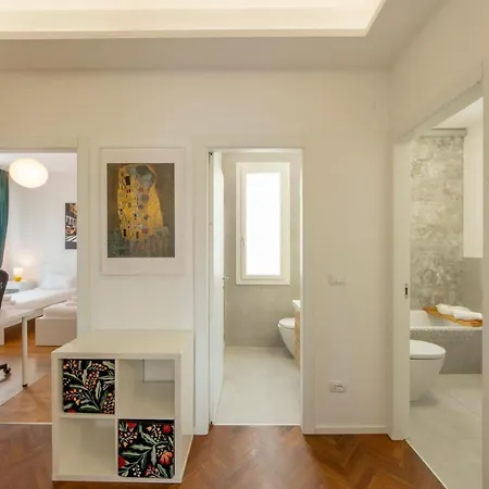 Housmart Fossolo 28 Болонья