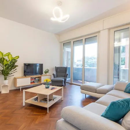 Housmart Fossolo 28 Apartment *