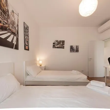 Housmart Fossolo 28 Apartment *