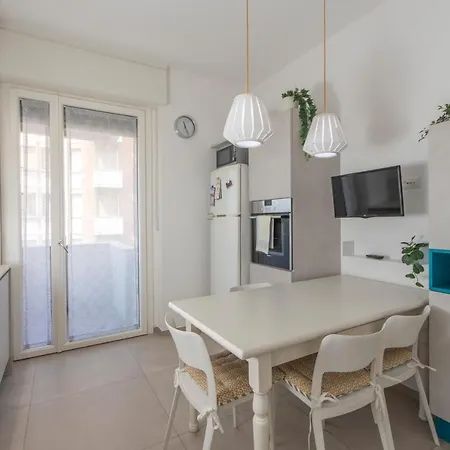 Housmart Fossolo 28 *